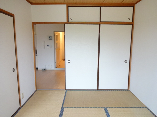 摜