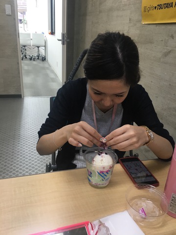 摜