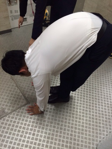 摜
