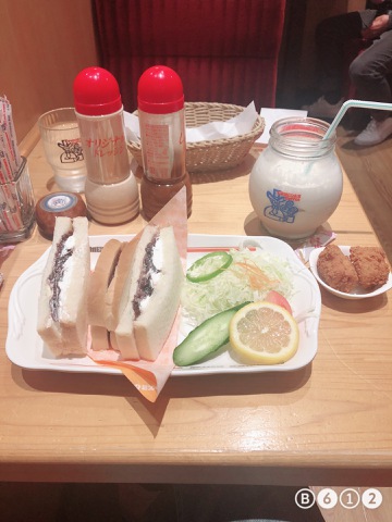 摜