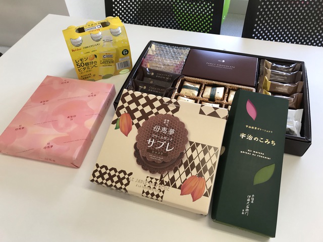 摜