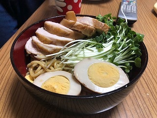 摜