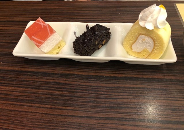摜