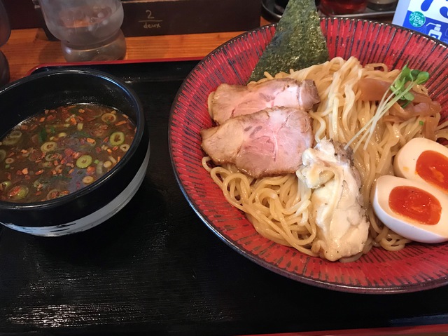 摜