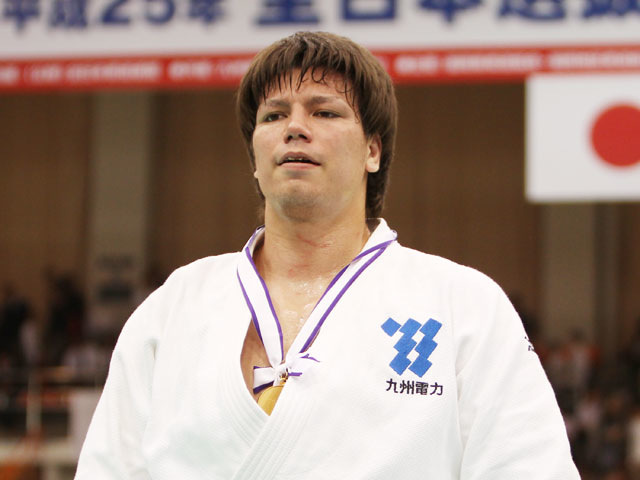 男子100kg超級優勝