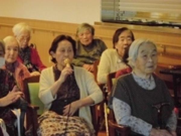 摜