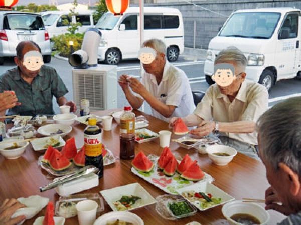 摜